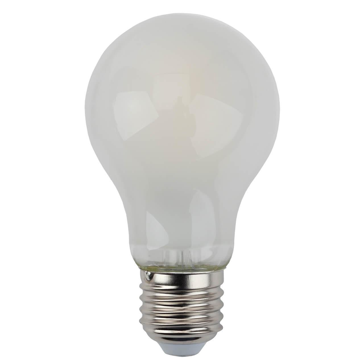 Лампа светодиодная филаментная ЭРА E27 7W 2700K матовая F-LED A60-7W-827-E27 frost. 