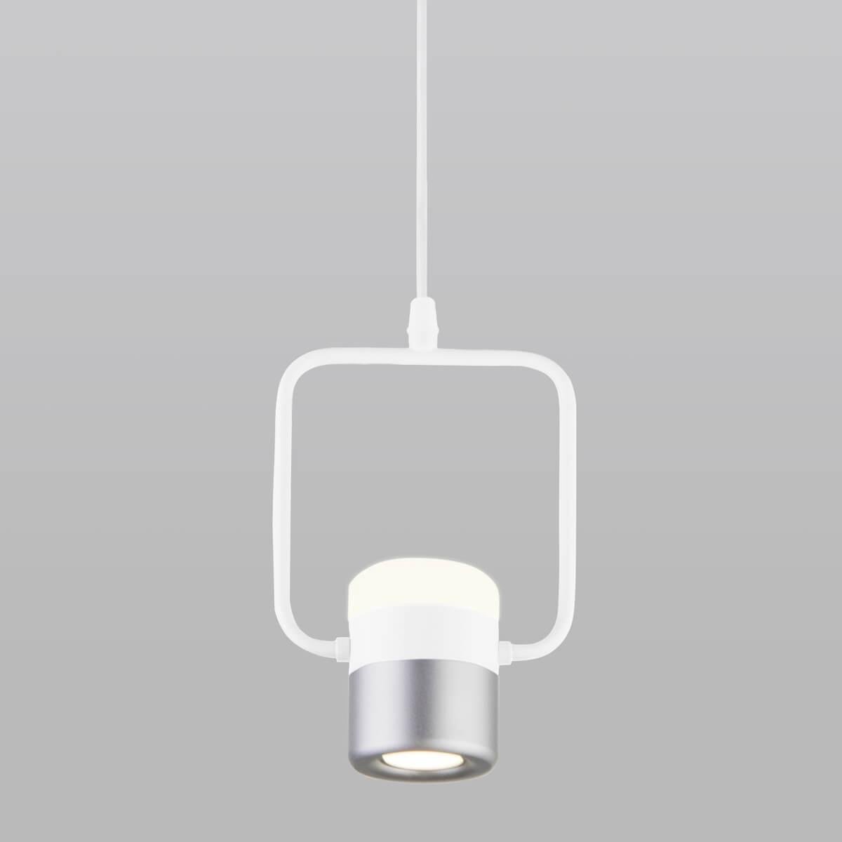 Подвесной светодиодный светильник Eurosvet 50165/1 LED белый/серебро 4690389141218. 