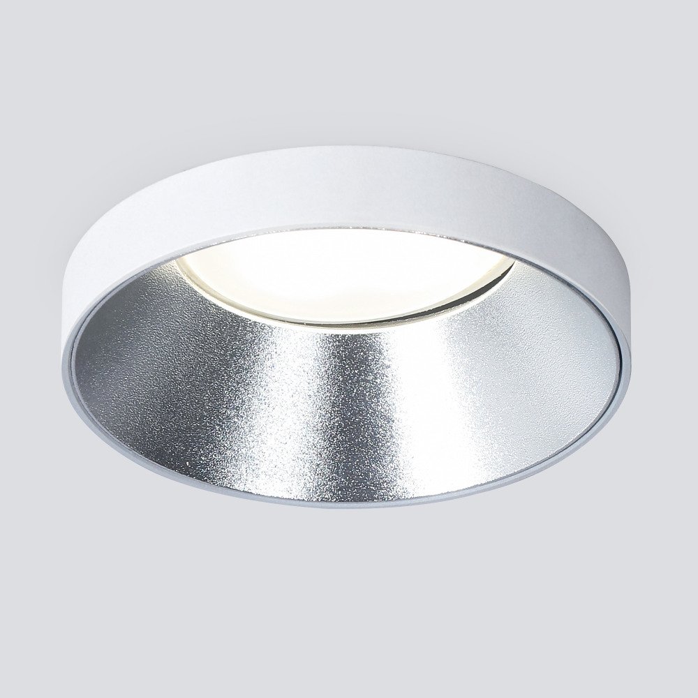 Точечный светильник Elektrostandard 111 MR16 серебро. 