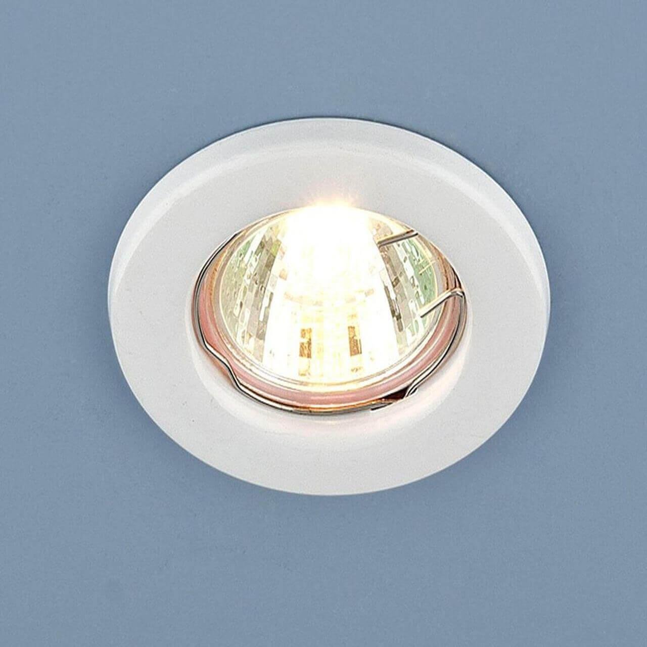 Встраиваемый светильник Elektrostandard 9210 MR16 WH белый 4690389055560. 