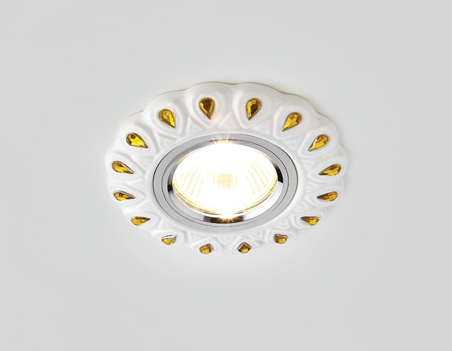 Встраиваемый светильник Ambrella light Desing D5540 W/YL. 