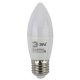 Лампа светодиодная ЭРА E27 9W 4000K матовая LED B35-9W-840-E27. 